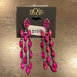 #0108 NWT NOIR EARRINGS COLOR: HOT PINK